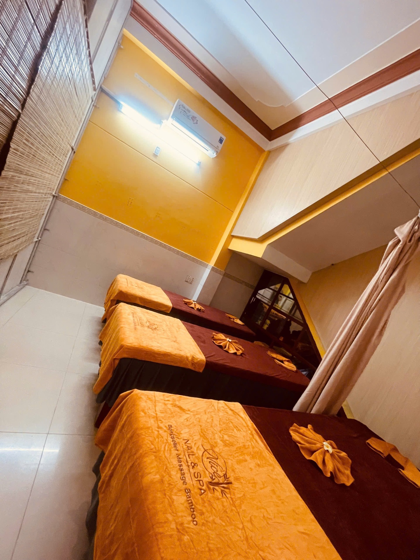 Private treatment room at Nice Spa